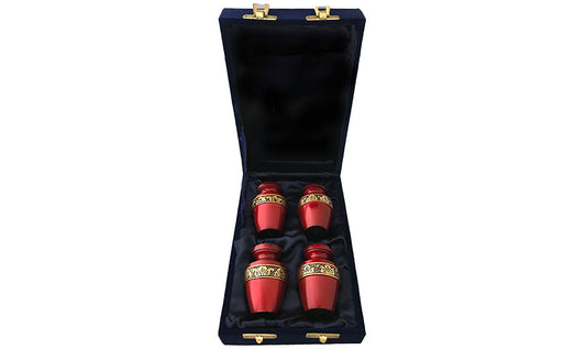 135-C-FS  4 Mini Red w/Gold Trim